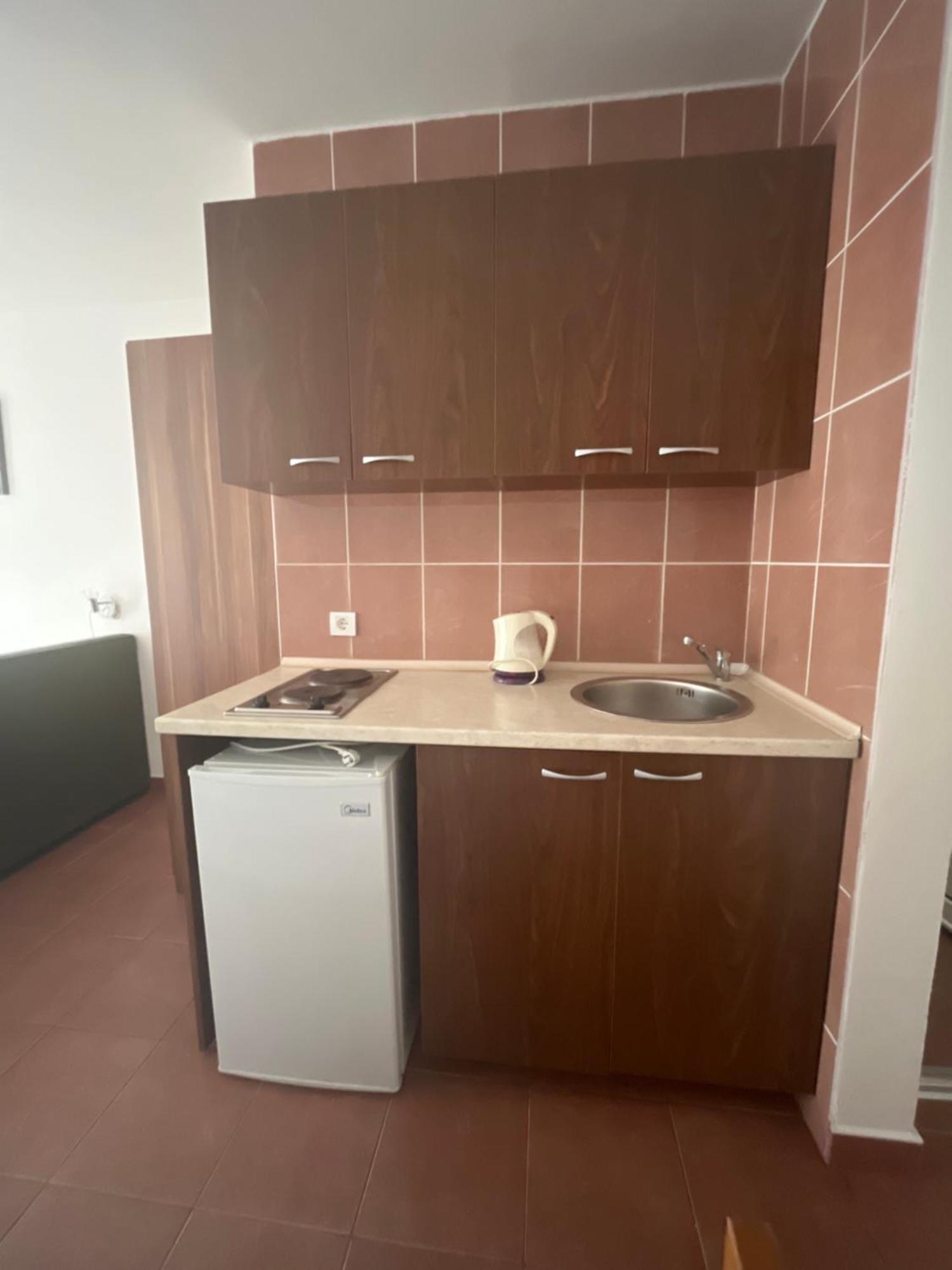 Guest House Perovic Сутоморе Экстерьер фото